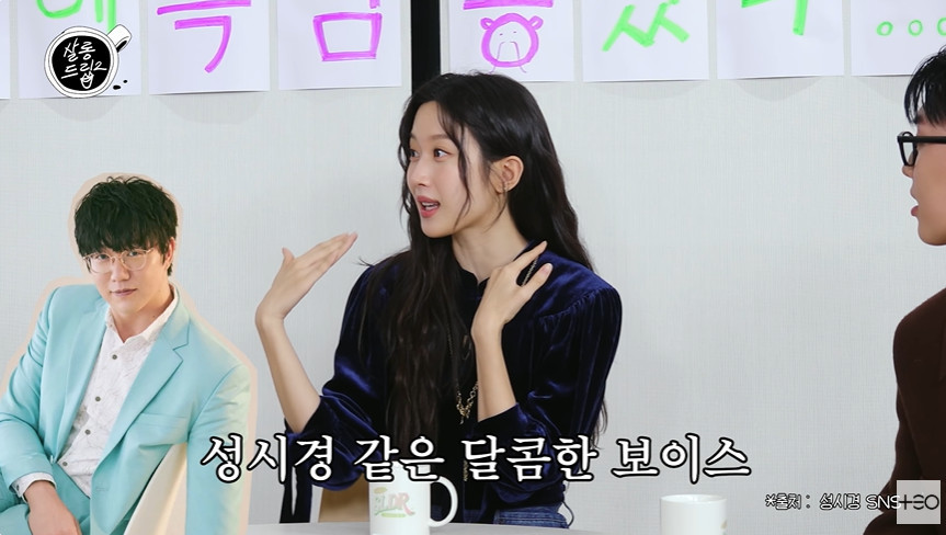 살롱 이미지