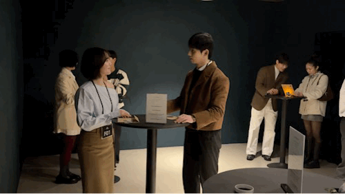 14일 서울 용산구 한화손해보험 한남사옥에서 열린 서울시 ‘설렘, 아트 나잇’ 미혼남녀 만남 행사 프리뷰에서 참가 인플루언서들이 대화를 나누고 있다.2025.2.14/뉴스1 ⓒ News1 한지명 기자