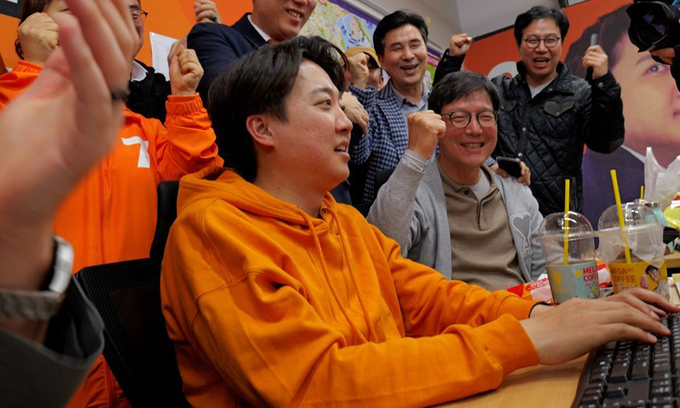 싸가지엔 이미지