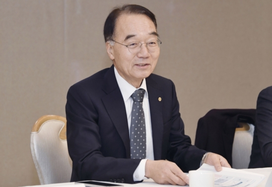 고치고 이미지