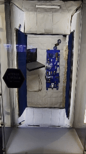 국제우주정거장(ISS) 내 우주비행사들의 작업실 모형(영상=최연두 기자)