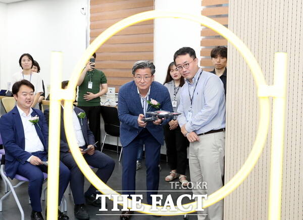 유성 이미지