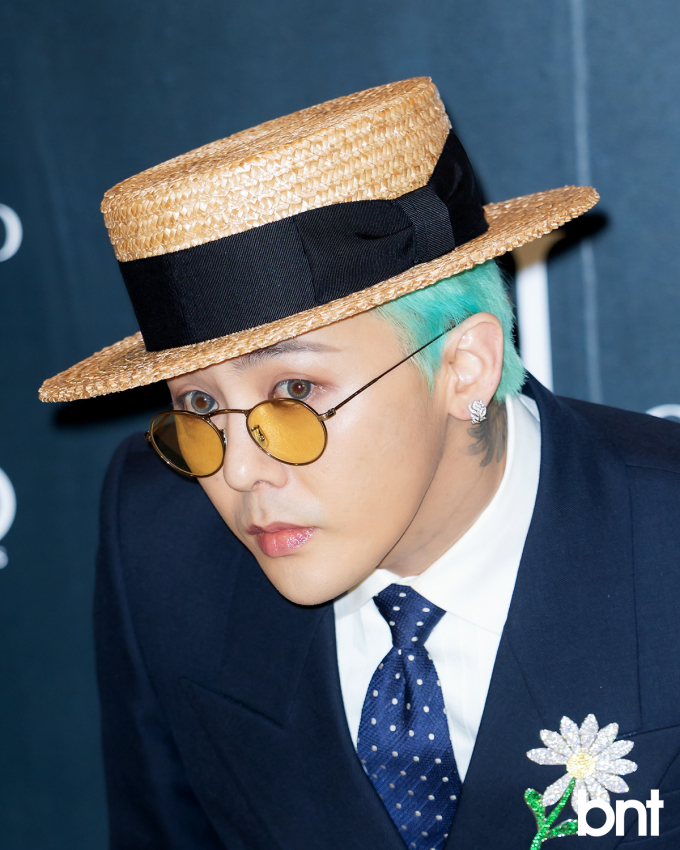 응 이미지