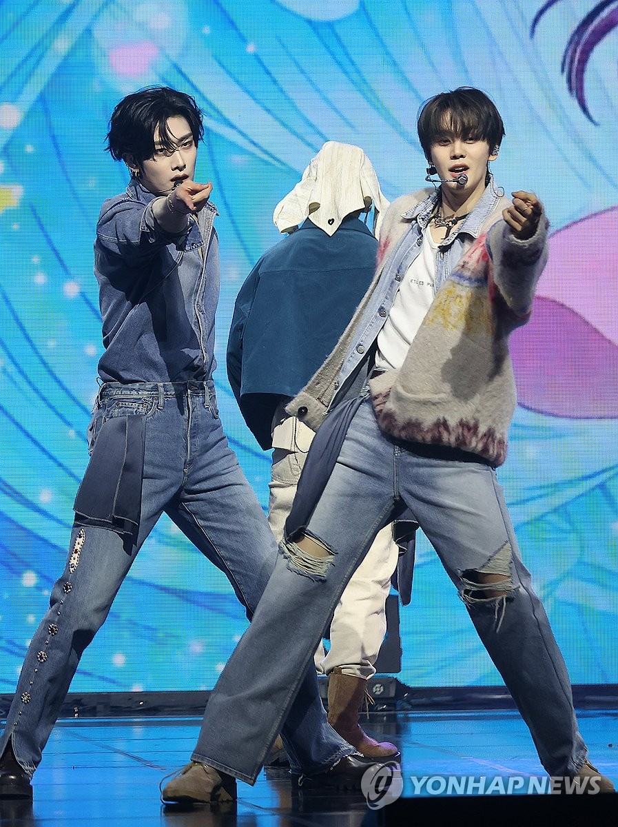 베이스 이미지