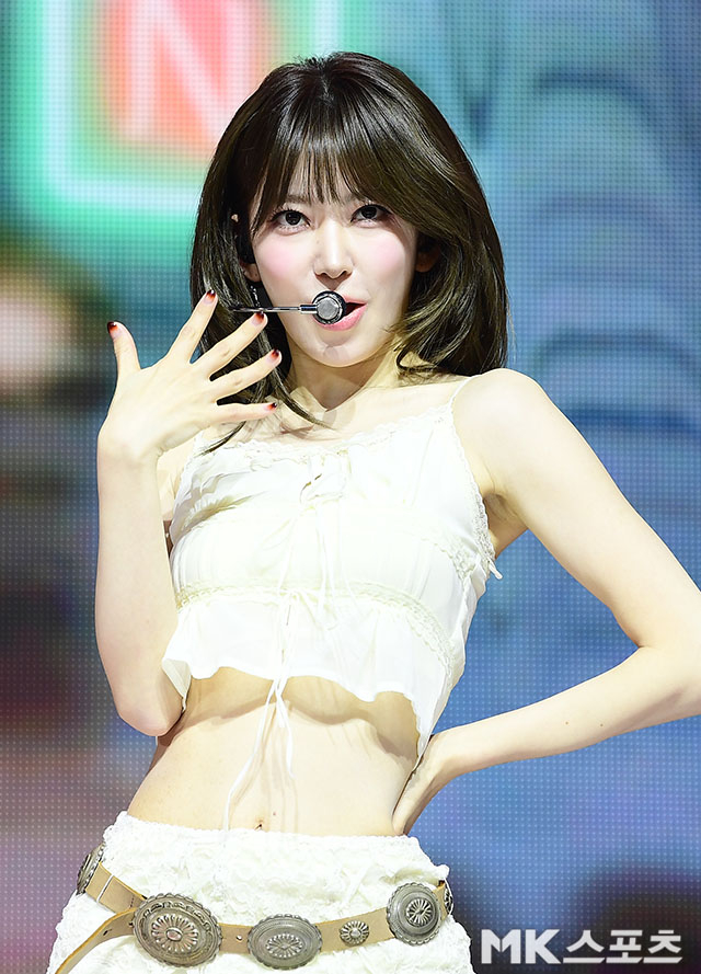 허리라인 이미지