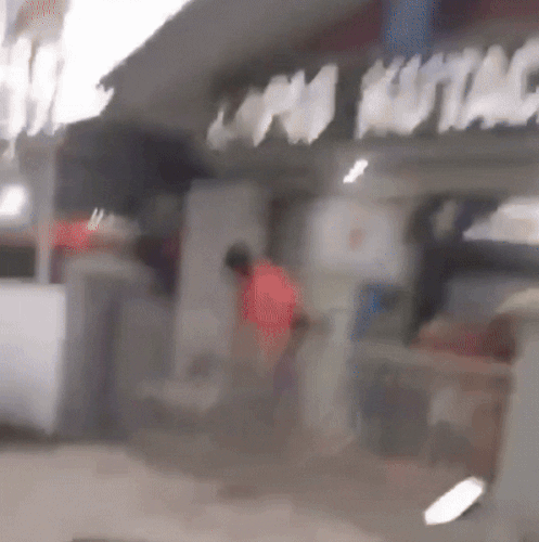 지난 10일(현지시간)인도네시아 아체의 한 교도소에서 수십 명의 수감자가 대규모로 집단 탈옥하는 사건이 발생했다./사진=X(엑스·옛 트위터)