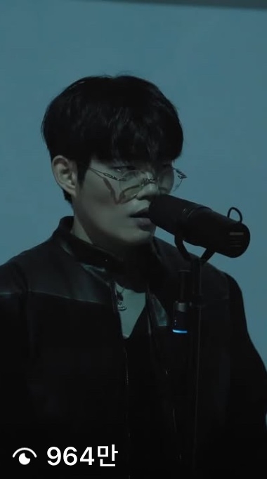 윙 이미지