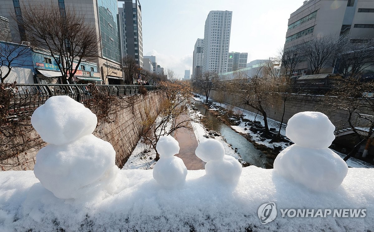 눈사람 이미지