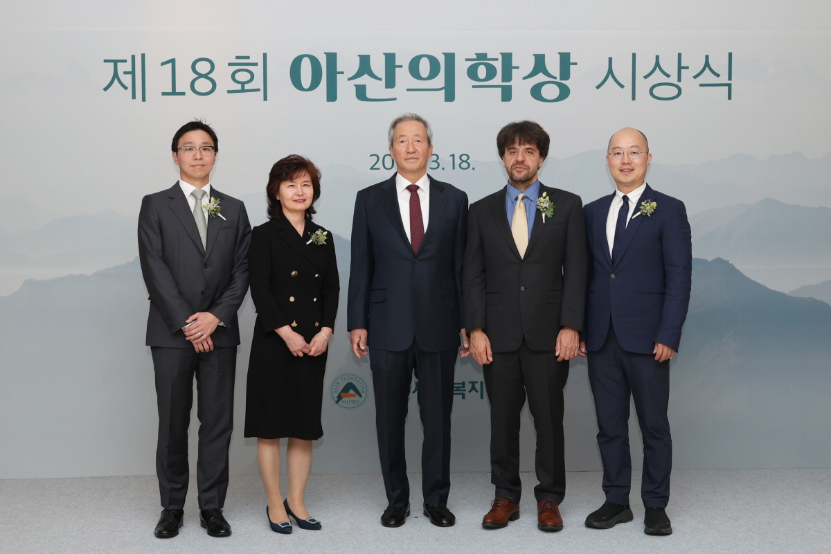18 이미지
