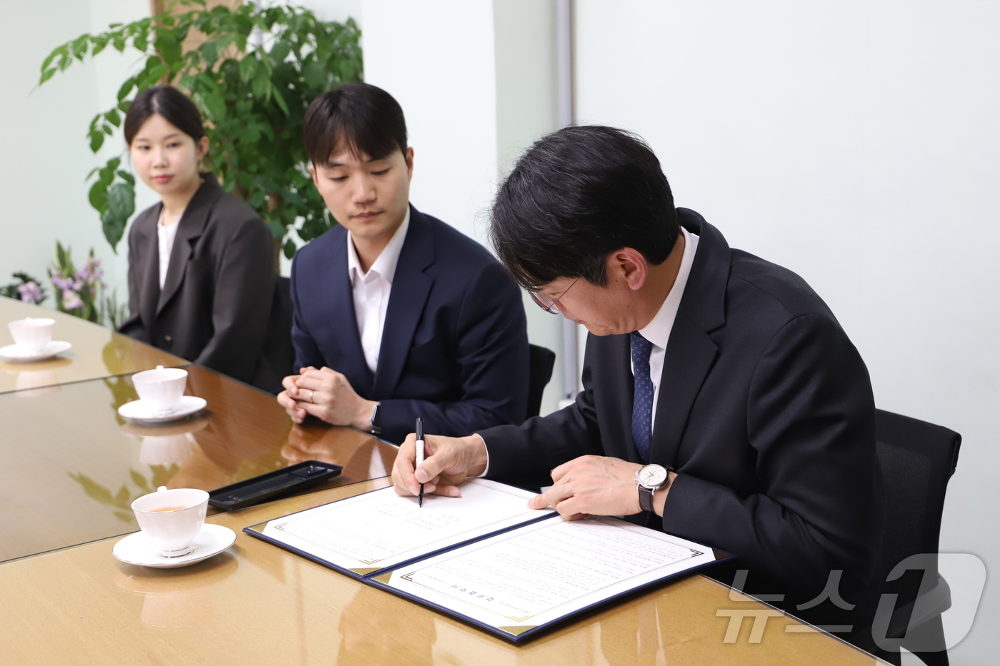현대예술진흥원 이미지