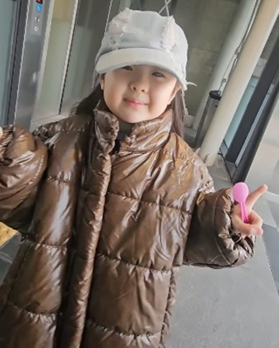 별♥하하 막내딸, 연예인 피 못 속이네..