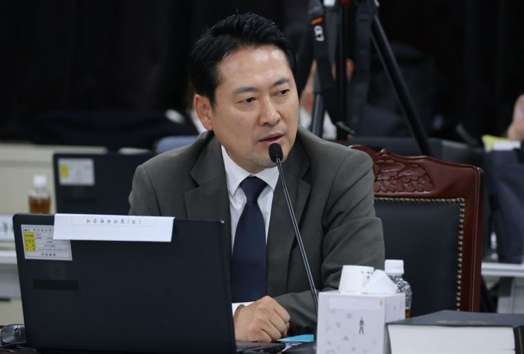최** 이미지