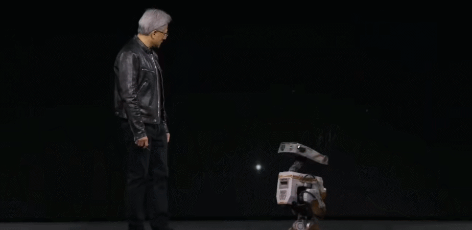 "안녕 블루" 젠슨황 엔비디아 CEO가 지난 18일(현지시간) 미국 캘리포니아주 새너제이에서 열린 'GTC 2025' 기조연설 무대에서 로봇 블루를 소개하고 있다. [사진=유튜브 채널 'NVIDIA' 캡처]