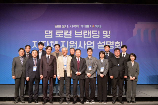 로컬로 이미지