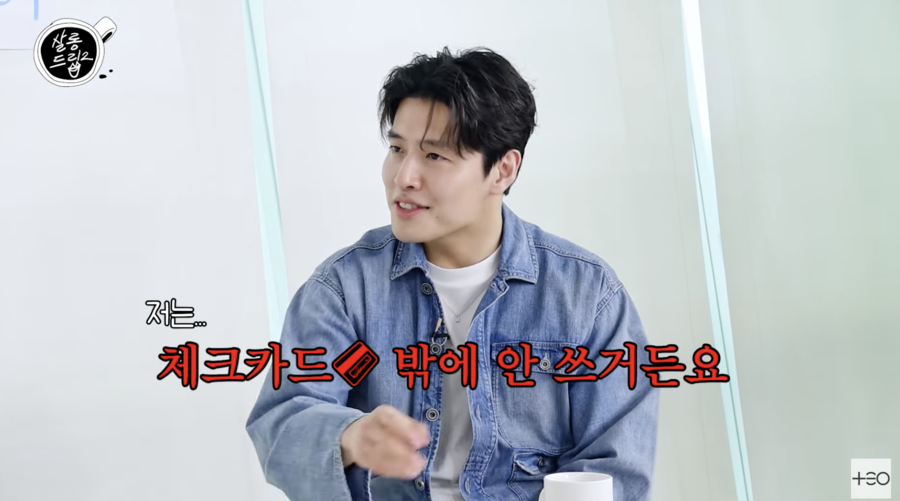 살롱 이미지