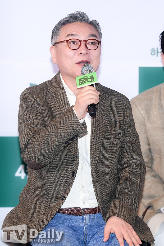 로비 이미지