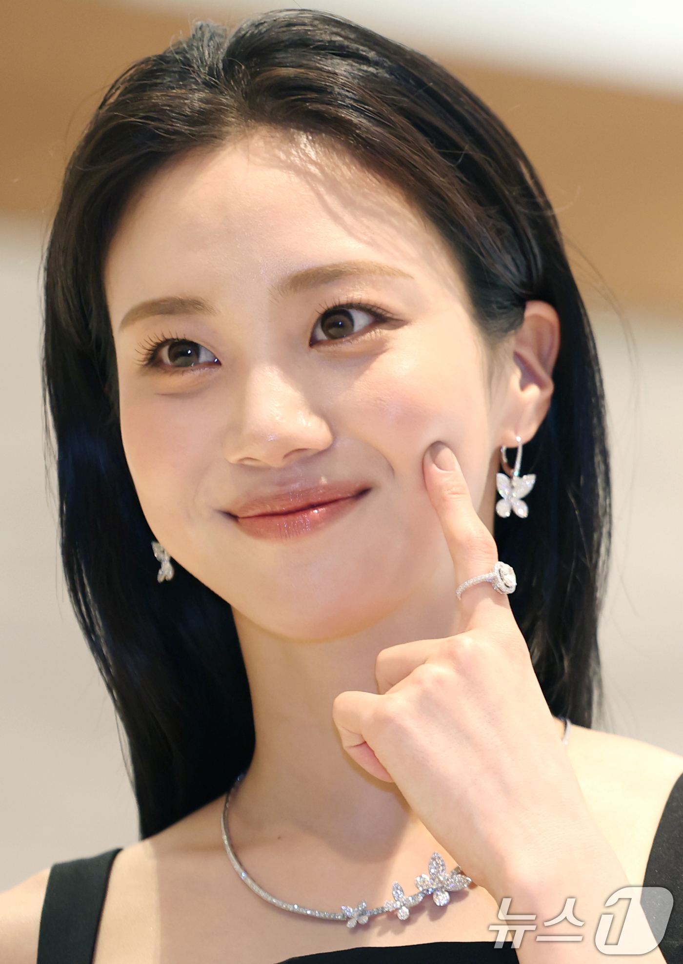 홍화연 이미지