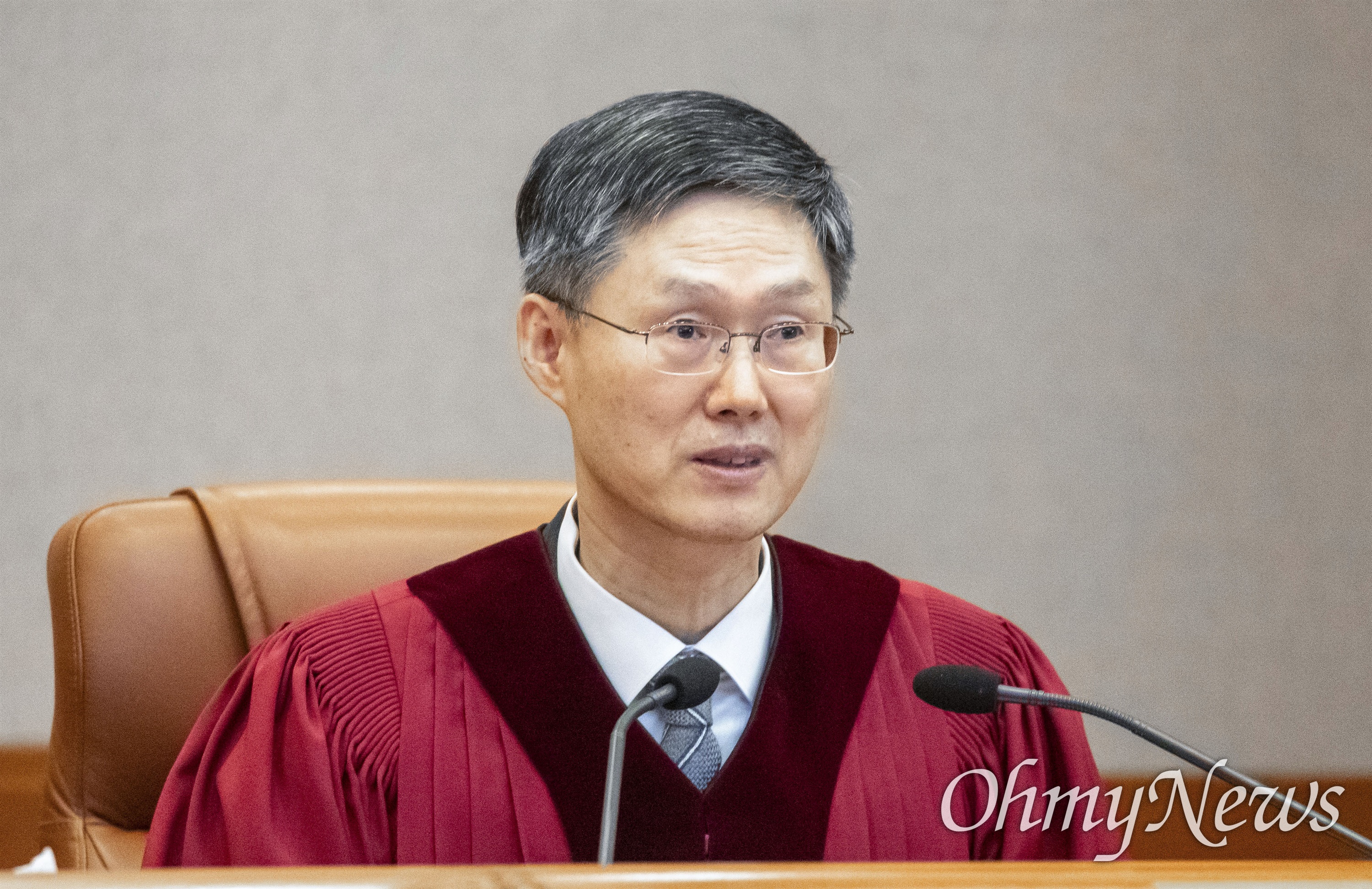 번쩍 이미지