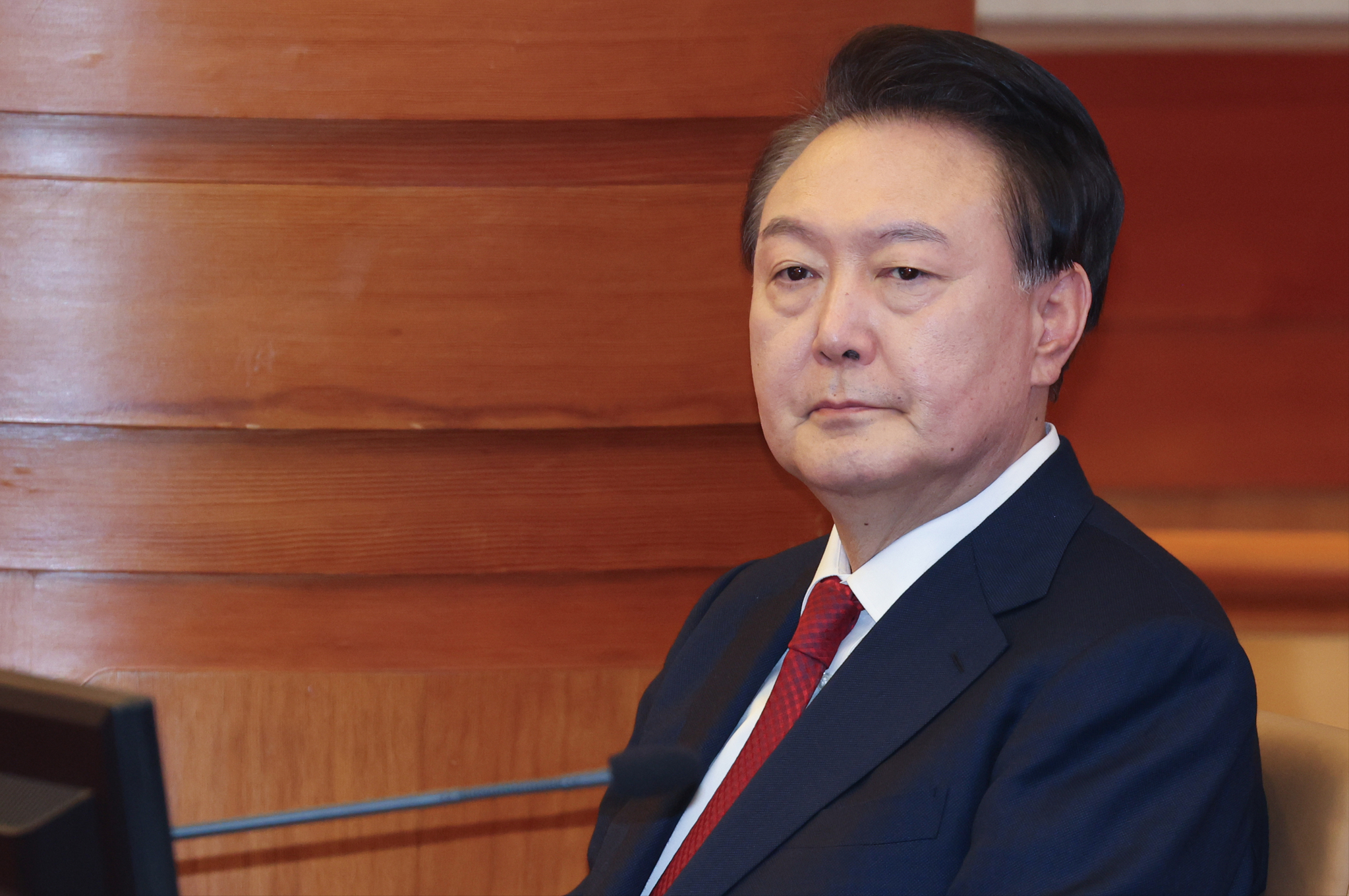 곁 이미지