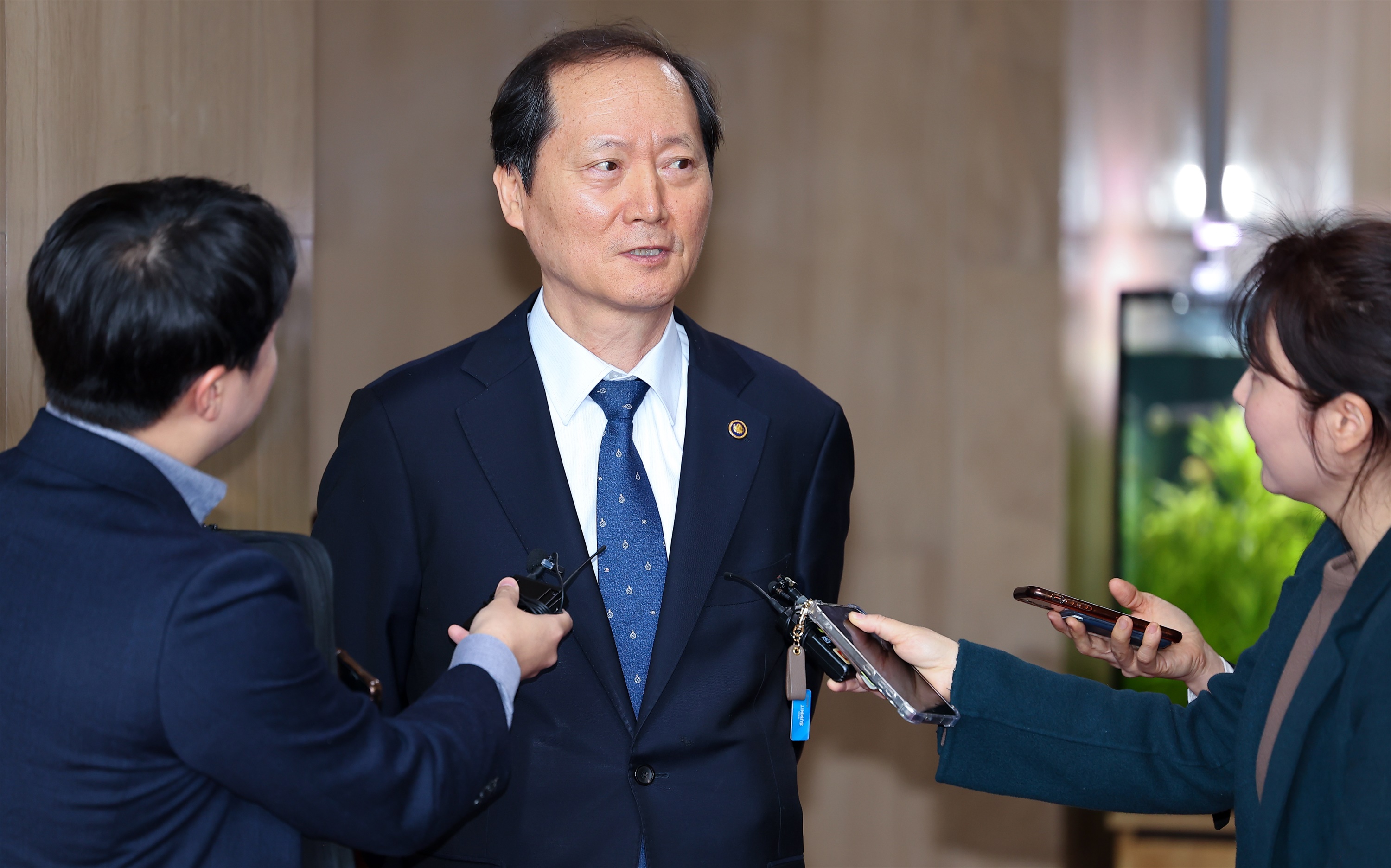 지키다 이미지