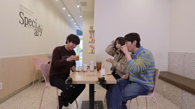 어바웃팬 이미지