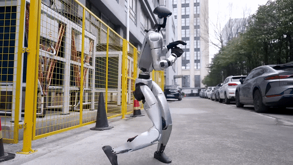 유니트리 G1 휴머노이드 로봇이 알고리즘을 지속적으로 개선해 쿵푸와 같은 고난이도 동작을 할 수 있게 됐다. (사진=유니트리 유튜브)