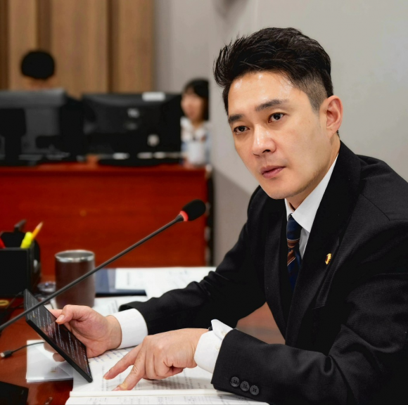 의원 이미지
