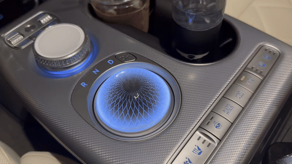 제네시스 GV60에 적용된 '크리스탈 스피어'./영상=백유진 기자 byj@