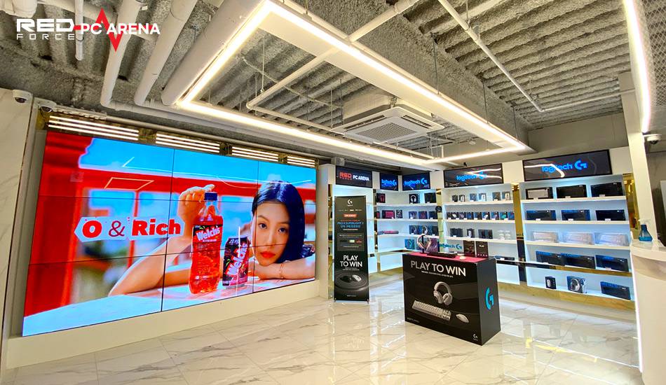 레드 PC방 이미지