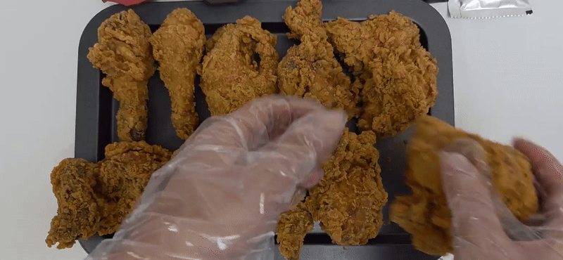 튀김옷이 과거 당당치킨보다 더 바삭해지고 고소해졌다. (사진=한전진 기자)