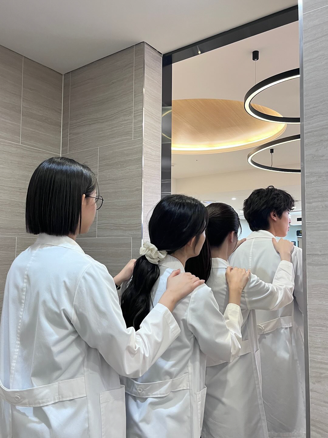 털털 이미지
