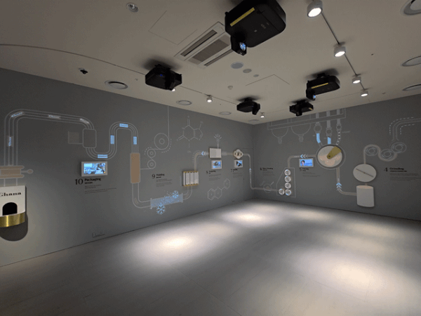 가나초콜릿 출시 50주년을 맞아 특별전시회 아뜰리에 가나를 진행한다. 롯데웰푸드는 29일 미디어 사전 공개 행사를 진행했다. ⓒ News1 이형진 기자