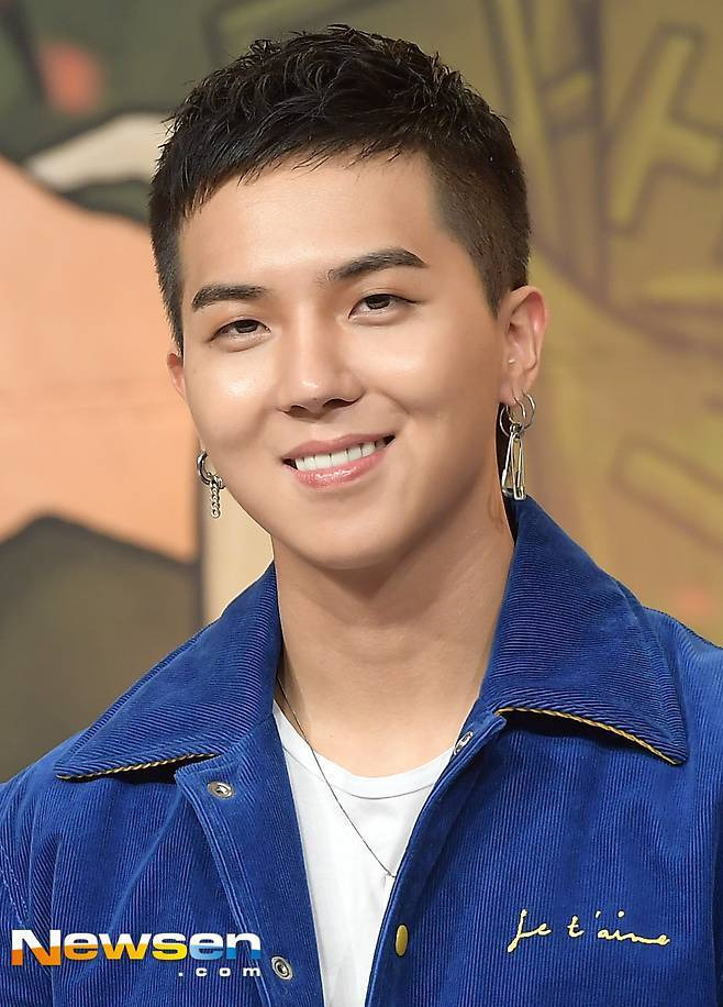 송민호 이미지