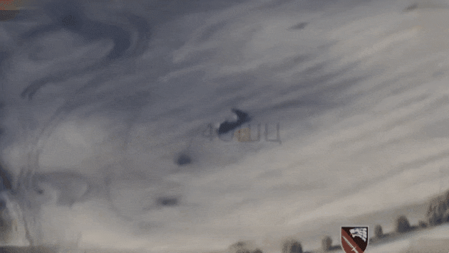 미국이 우크라이나에 제공한 하이마스가 최초로 북한의 KN-09 로켓 발사기(북한 명칭 방사포)를 파괴하는 모습. 우크라이나 제4 특전연대 엑스