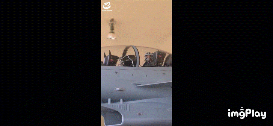 이집트와 중국 공군이 4월17일부터 5월 4일까지 이집트에서 첫 연합 공중 훈련인 ‘문명의 매(Eagles of Civilization) 2025’를 실시했다. /중국군 제공