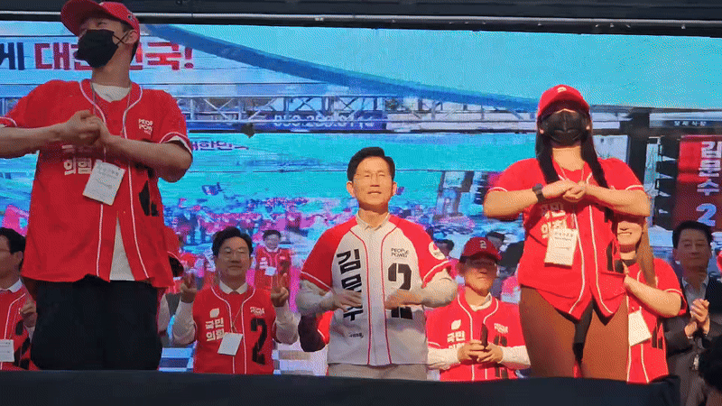 12일 대구 서문시장에서 김문수 국민의힘 대선 후보./영상=박상곤 기자