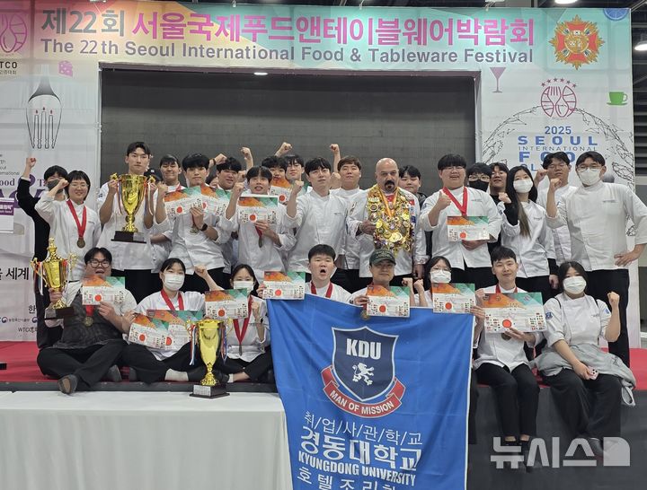 탑 앤 푸드 이미지