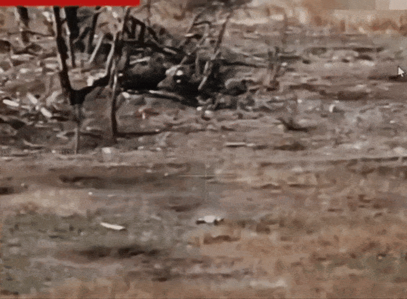 호버보드형 자폭 드론이 굴러가 폭발하는 영상의 일부