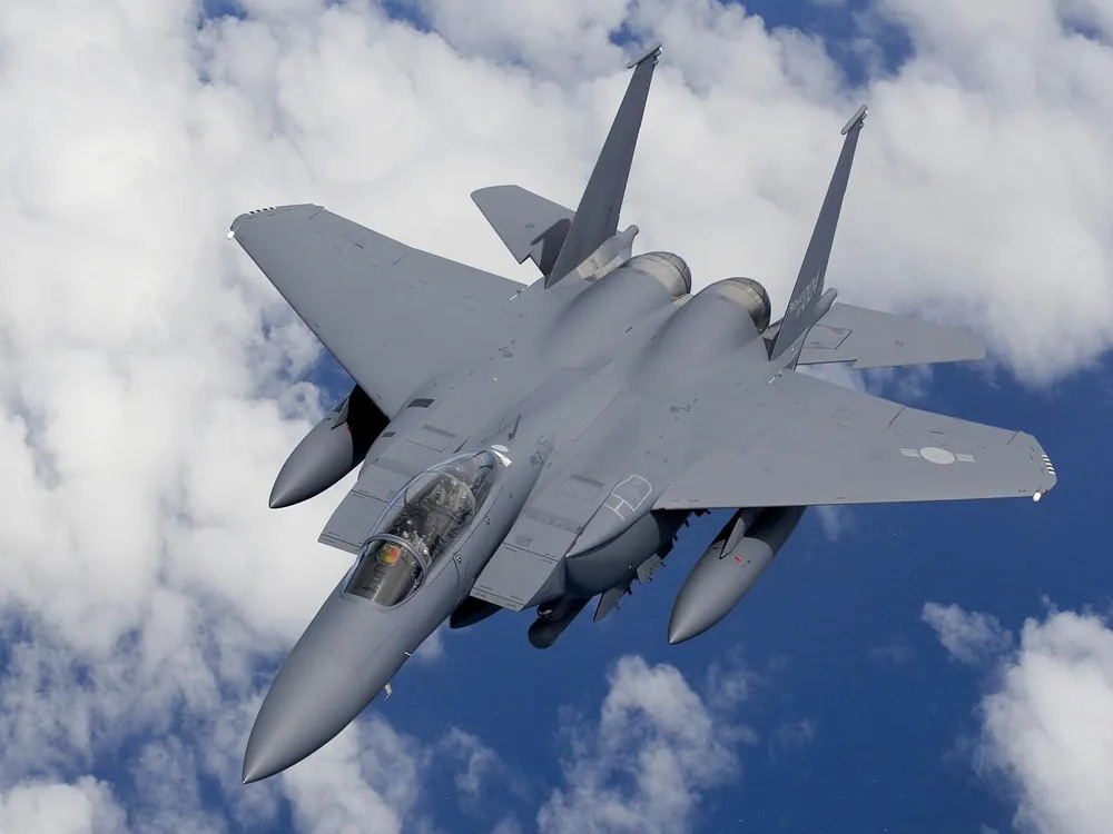 한국 공군, F-15K 전면 업그레이드 착수! AESA 레이더 탑재로 하늘을 지배한다! | 밀리터리 랩실