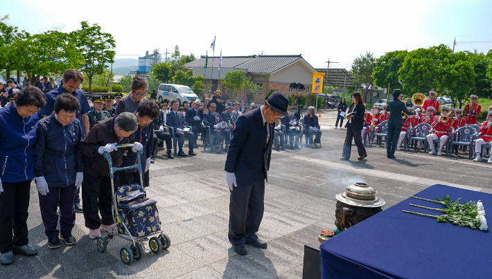 37 상사 이미지