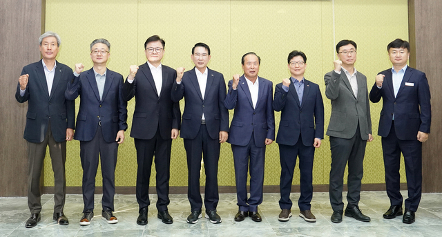㈜에이치디뱅크 이미지