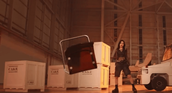 26addf36da9f6af63cea86e04782696f51688cd7aa23590e0264308b03f9136d98ebf4160b0b44e06a9793cdff89191731