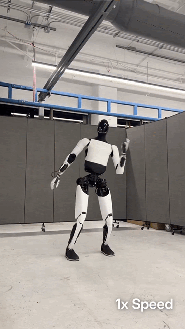 밀란 코박 테슬라 엔지니어가 지난 13일 소셜네트워크서비스(SNS) 엑스에 공유한 춤추는 휴머노이드 로봇 '옵티머스' 영상. [사진=밀란 코박 테슬라 엔지니어 엑스(X) 계정 캡처]