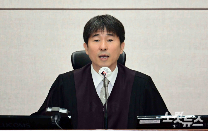 두놈 이미지