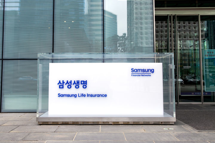 예이지 이미지