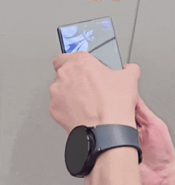 화웨이의 세계 최초 두 번 접는 폴더블폰 ‘메이트XT’ [유튜브(@SHAN MOBILES ZONE)]