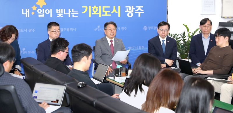 금호타이어 이미지