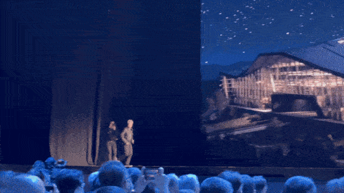 '컴퓨텍스 2025' 기조연설에 나선 젠슨 황 엔비디아 CEO (타이베이=연합뉴스) 강태우 기자 = 젠슨 황 엔비디아 최고경영자(CEO)가 19일 대만 타이베이 뮤직센터 무대에 등장했다. 2025.5.19 burning@yna.co.kr