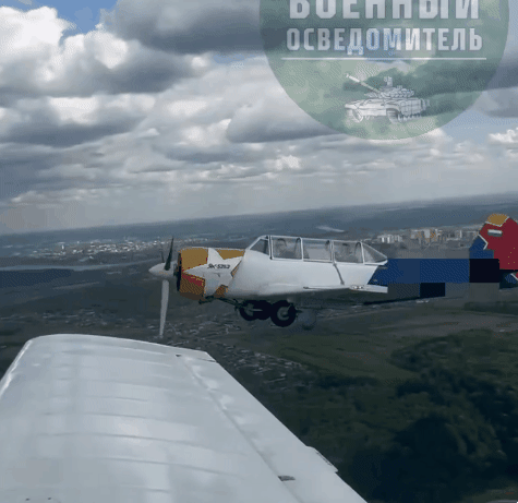 러시아군이 곧 전장에서 활용할 것으로 예상되는 Yak-52B2. 롭 리 엑스 캡처