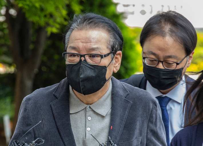 닿은 이미지